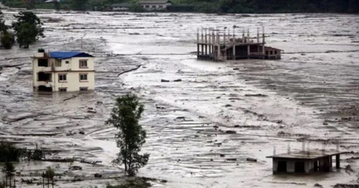 একটানা বৃষ্টির জেরে জলমগ্ন জম্মু -কাশ্মীর, মৃত ৩ নাবালিকা সহ ৪